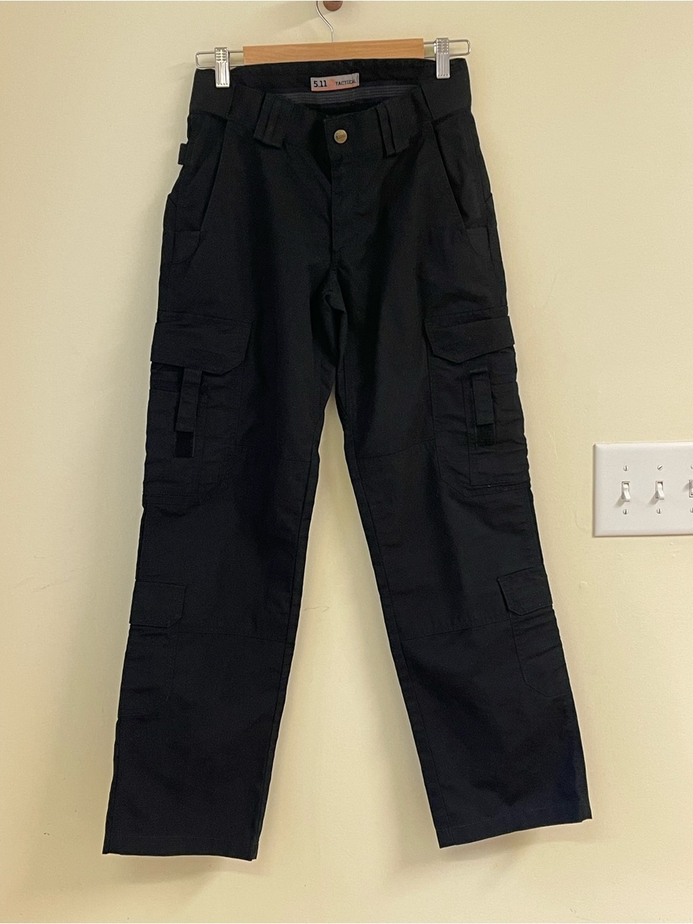 5.11 Tactical Women’s TACLITE EMS Cargo Pants Black 6 Long 31” Inseam